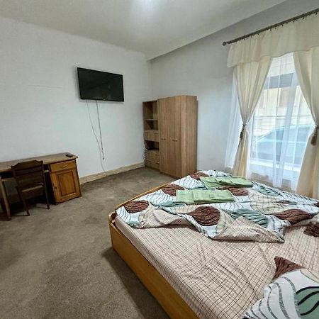 Central Park Home Клуж-Напока Екстериор снимка